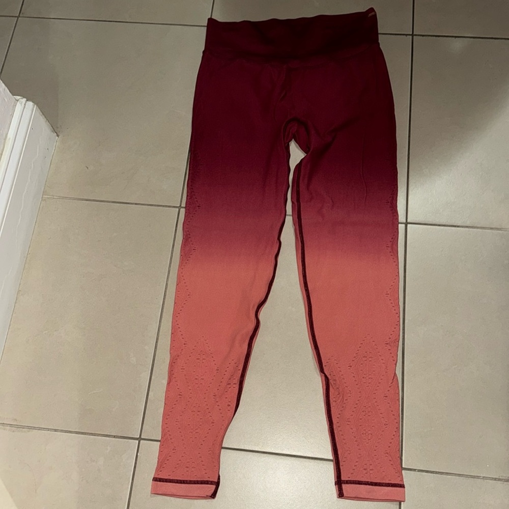 PINK Leggings